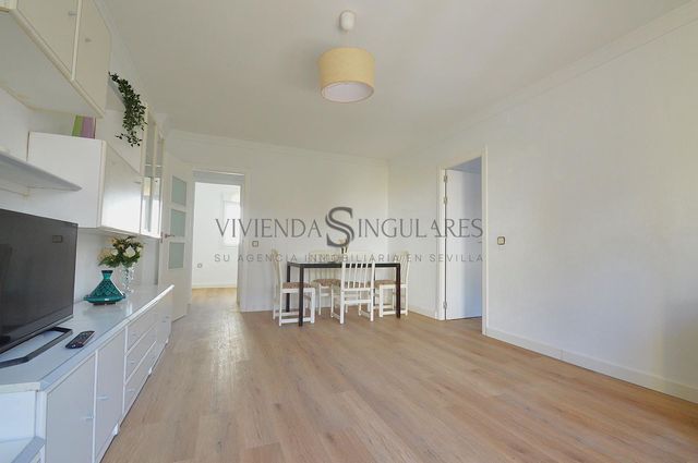 4 chambre Appartement à vendre à Alcalá de Guadaira avec garage - 256 000 € (Ref: 10111959)
