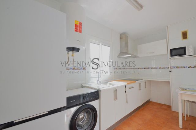 4 chambre Appartement à vendre à Alcalá de Guadaira avec garage - 256 000 € (Ref: 10111959)