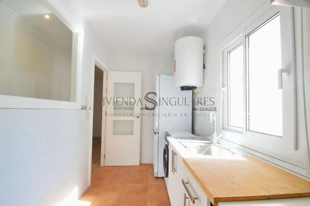 4 chambre Appartement à vendre à Alcalá de Guadaira avec garage - 256 000 € (Ref: 10111959)