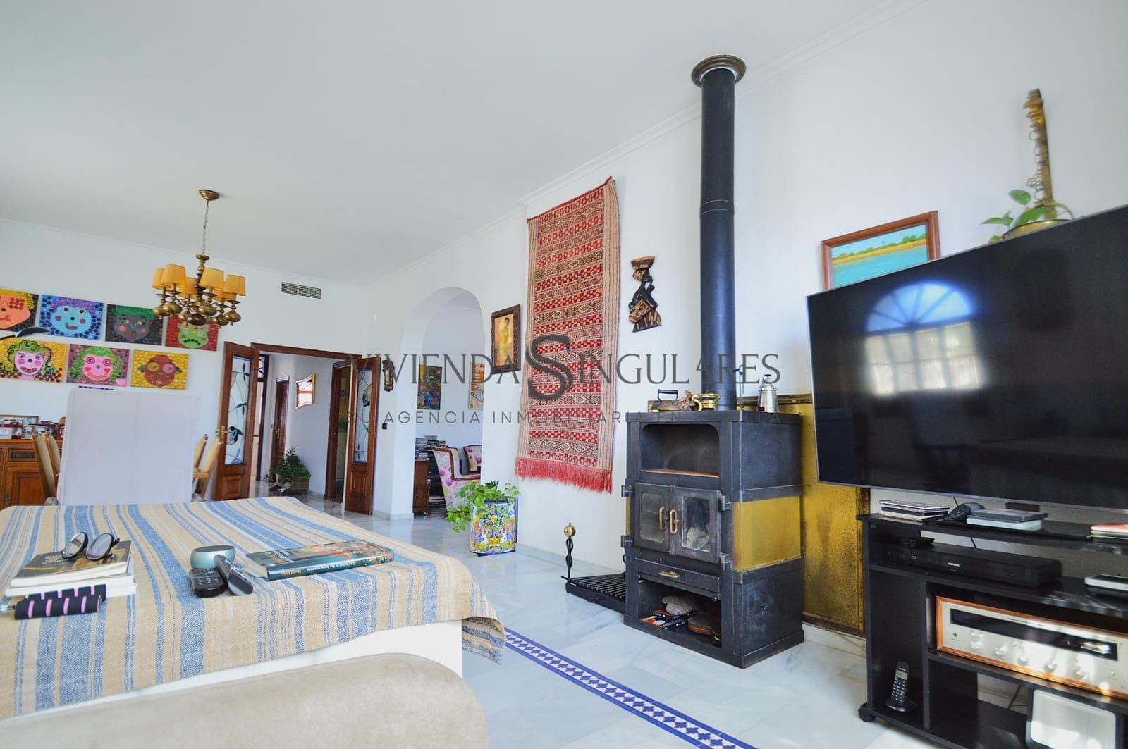 6 Zimmer Villa zu verkaufen in Espartinas mit Pool - 1.150.000 € (Ref: 10111961)