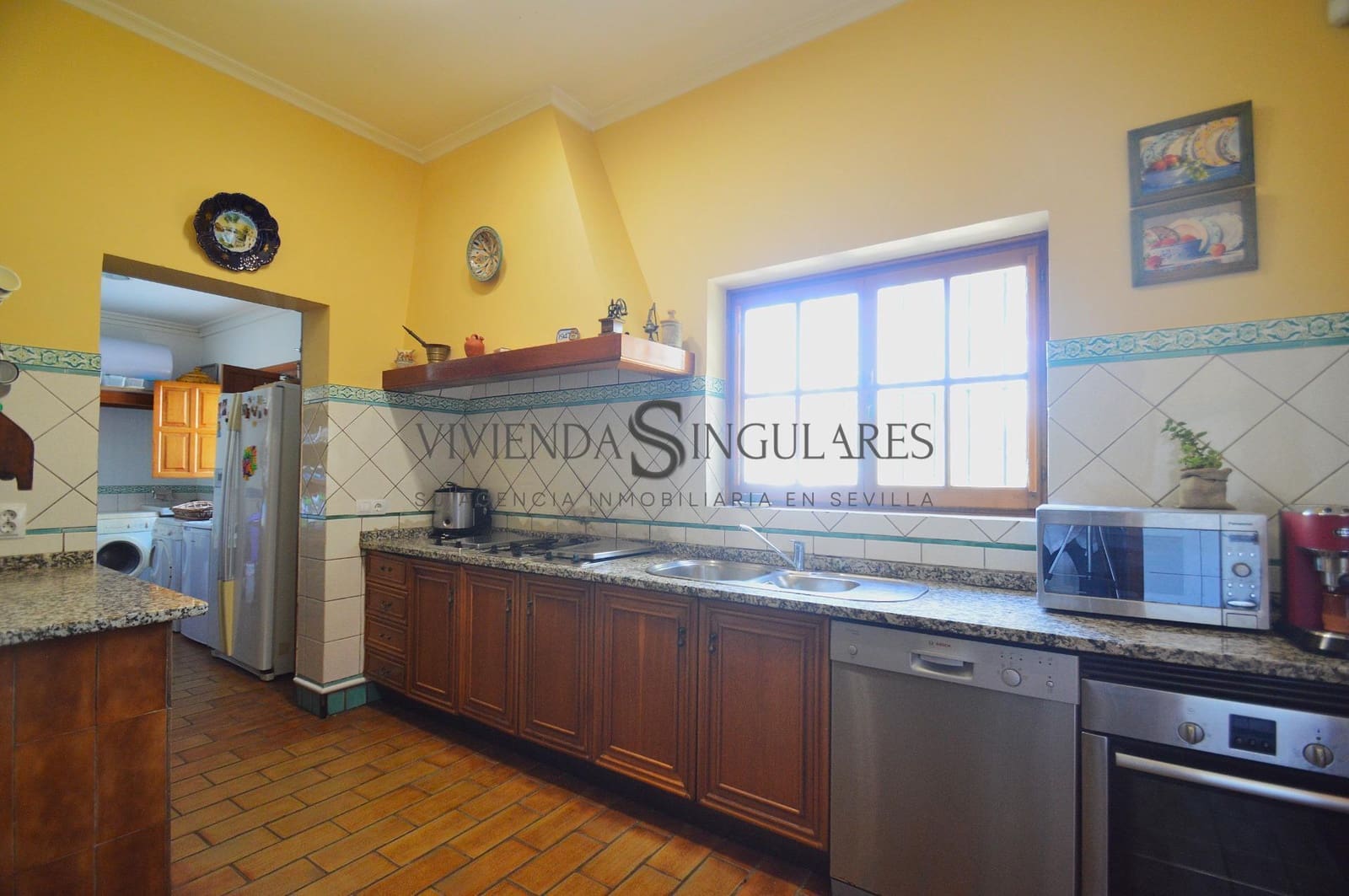 6 Zimmer Villa zu verkaufen in Espartinas mit Pool - 1.150.000 € (Ref: 10111961)