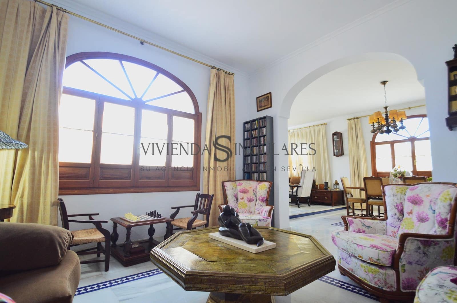 6 Zimmer Villa zu verkaufen in Espartinas mit Pool - 1.150.000 € (Ref: 10111961)