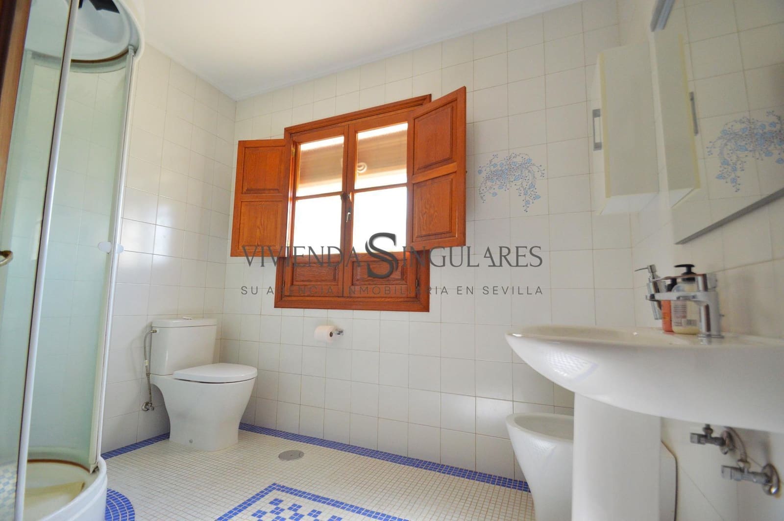 6 Zimmer Villa zu verkaufen in Espartinas mit Pool - 1.150.000 € (Ref: 10111961)