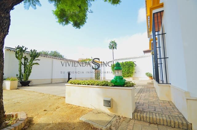 6 Zimmer Villa zu verkaufen in Espartinas mit Pool - 1.150.000 € (Ref: 10111961)