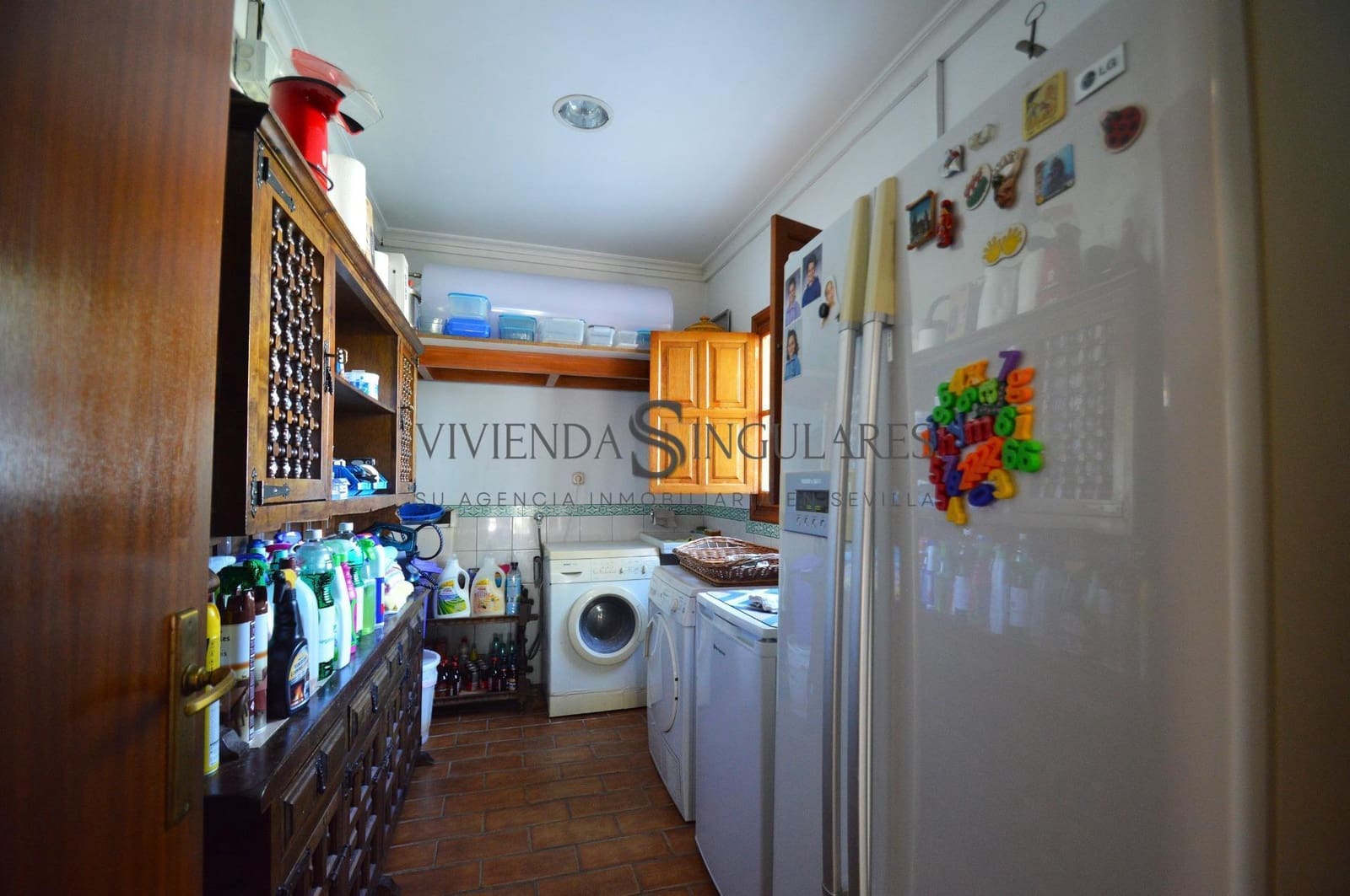6 Zimmer Villa zu verkaufen in Espartinas mit Pool - 1.150.000 € (Ref: 10111961)