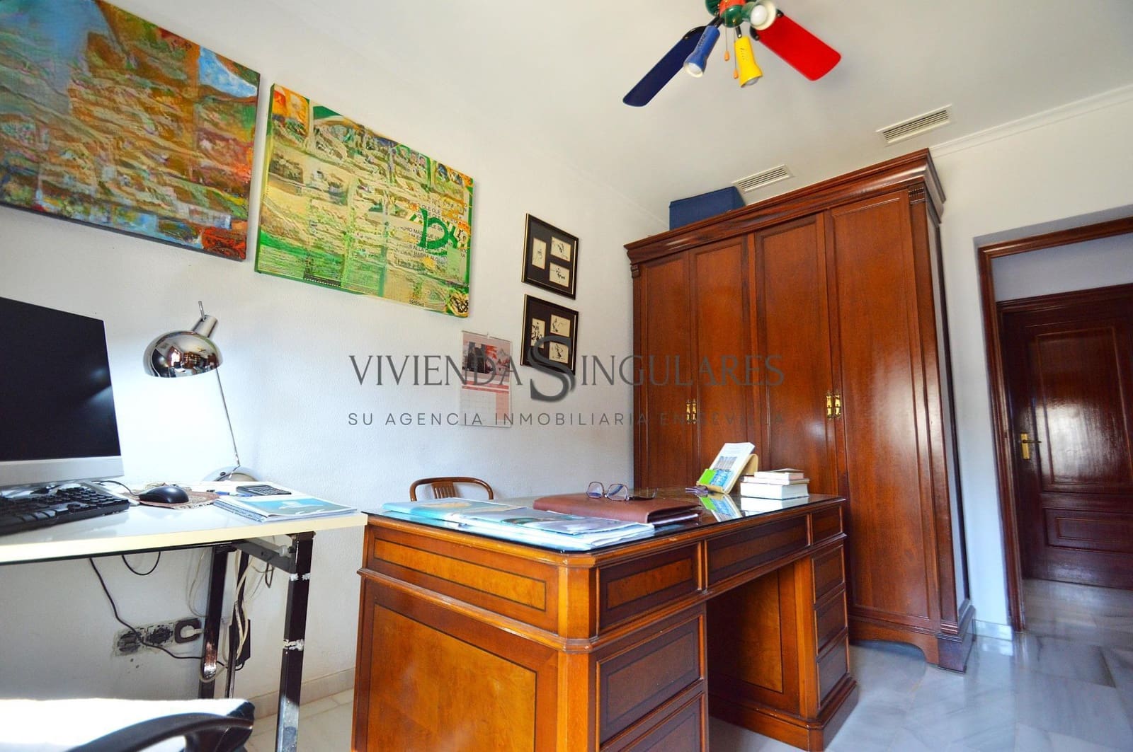 6 Zimmer Villa zu verkaufen in Espartinas mit Pool - 1.150.000 € (Ref: 10111961)