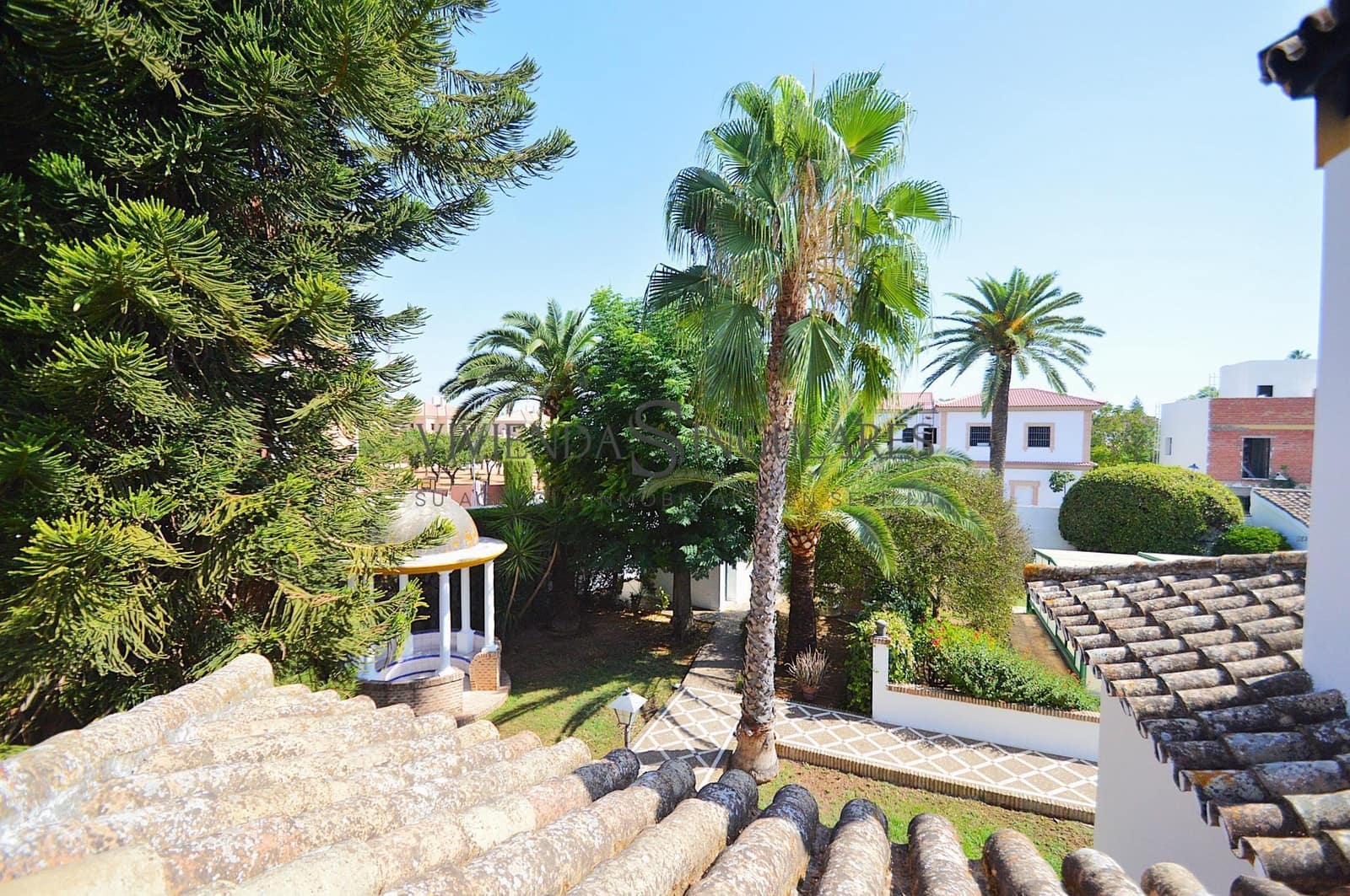 6 Zimmer Villa zu verkaufen in Espartinas mit Pool - 1.150.000 € (Ref: 10111961)