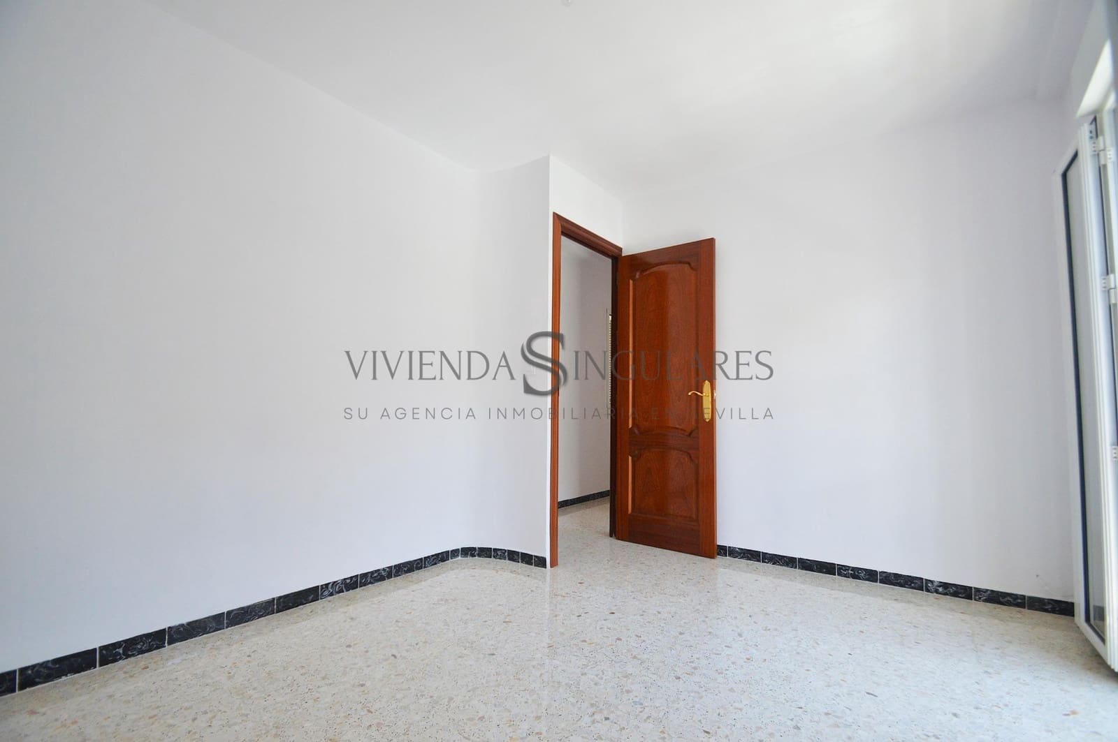 3 Zimmer Wohnung zu verkaufen in Sevilla Stadt - 169.900 € (Ref: 10111962)
