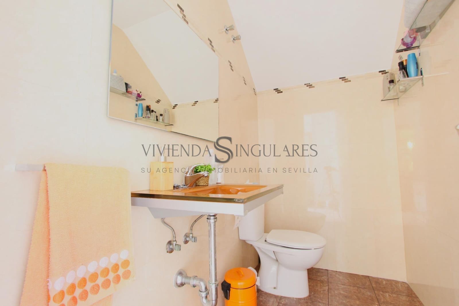 4 soveværelse Rækkehus til salg i Alcala de Guadaira - € 256.000 (Ref: 10111965)