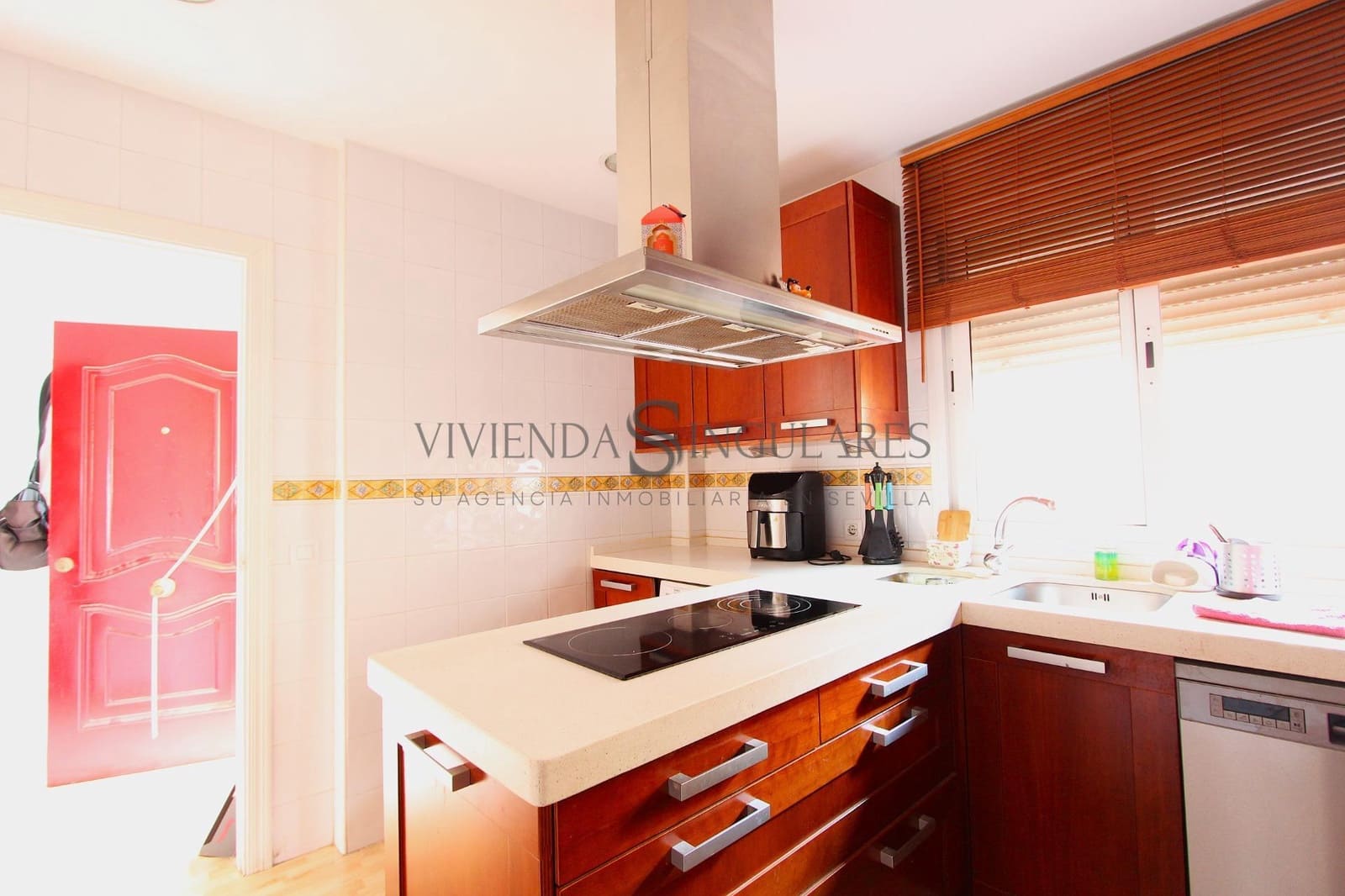 4 soveværelse Rækkehus til salg i Alcala de Guadaira - € 256.000 (Ref: 10111965)