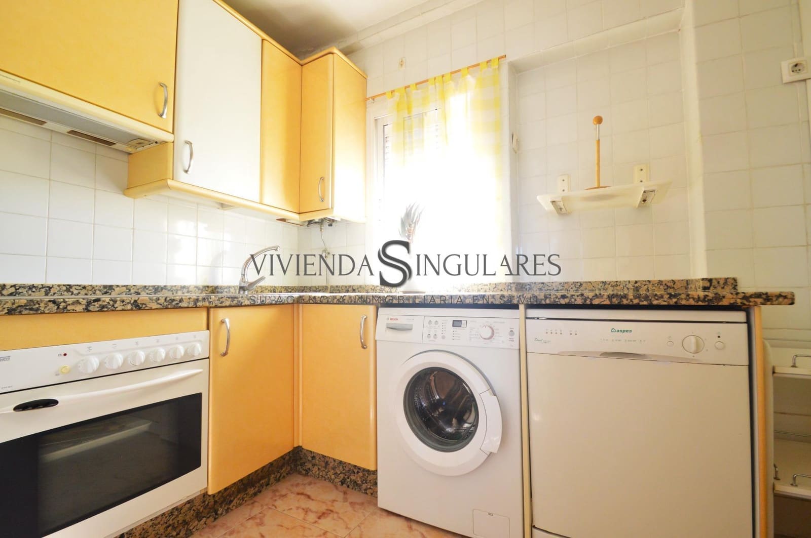2 makuuhuone Asunto myytävänä paikassa Sevilla kaupunki - 254 000 € (Ref: 10111967)