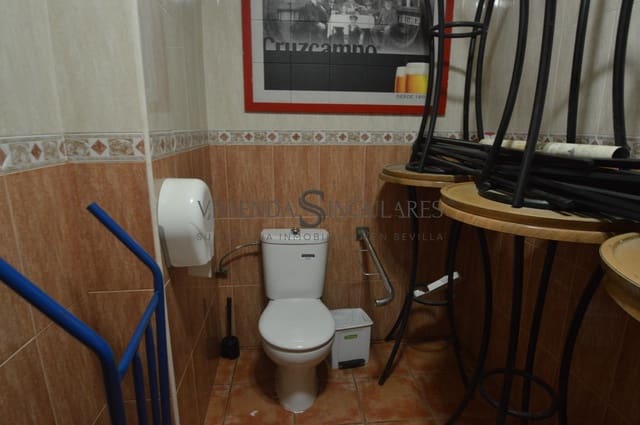 Företag att hyra i Sevilla stad - 1 200 € (Ref: 10111968)
