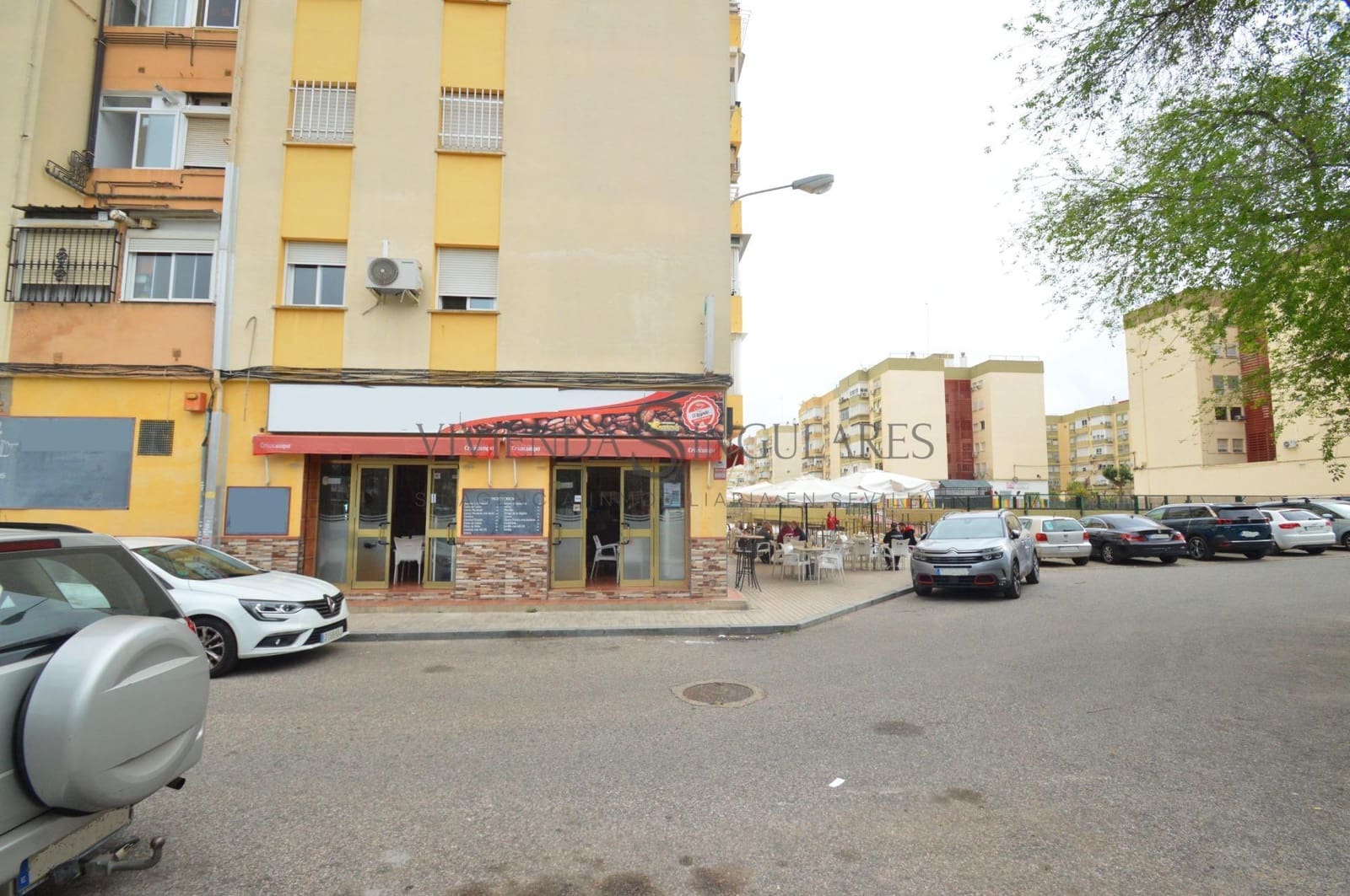 Företag att hyra i Sevilla stad - 1 200 € (Ref: 10111968)
