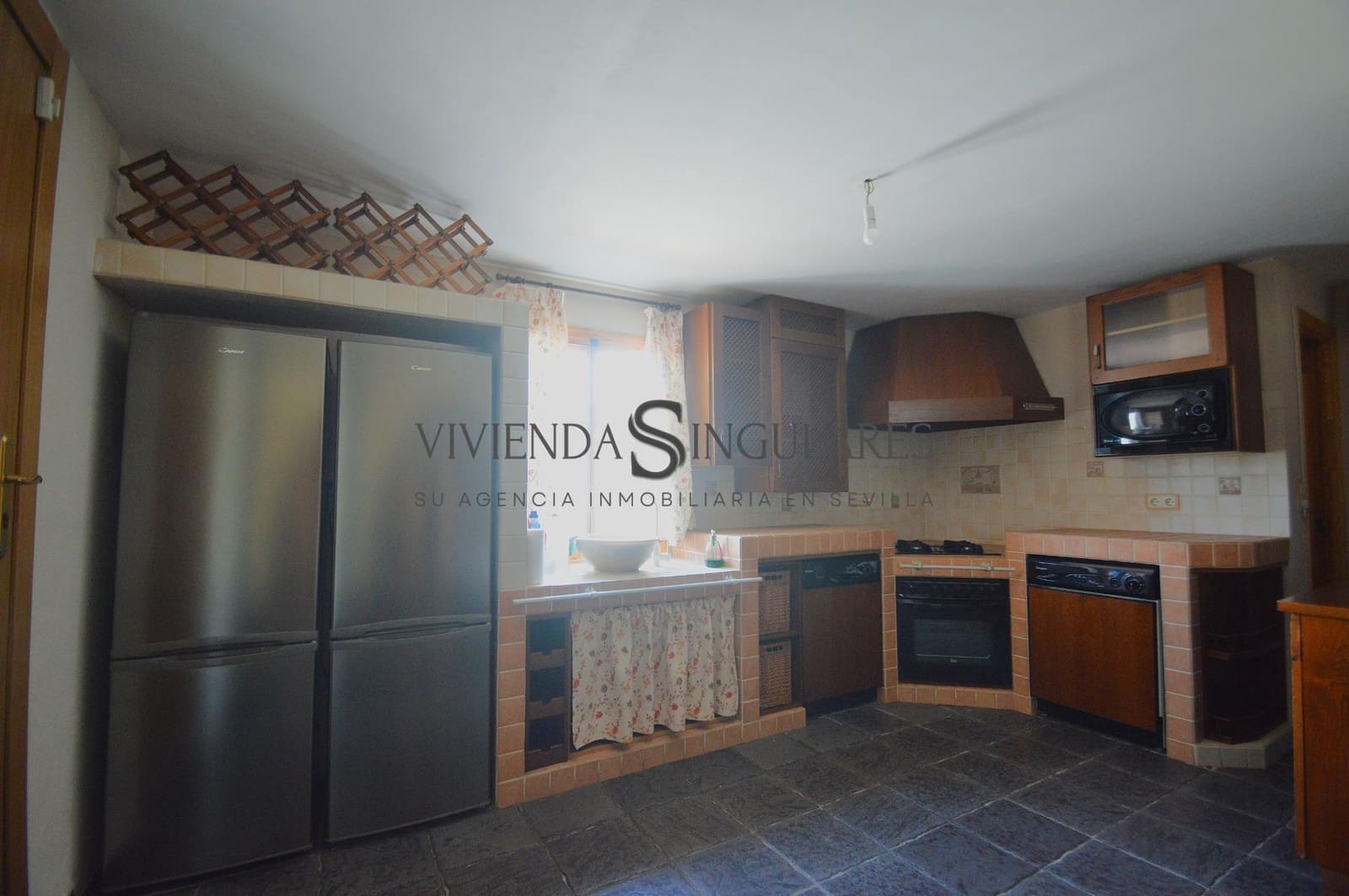 4 bedroom Villa for sale in Carmona with pool - € 348,000 (Ref: 10111971)