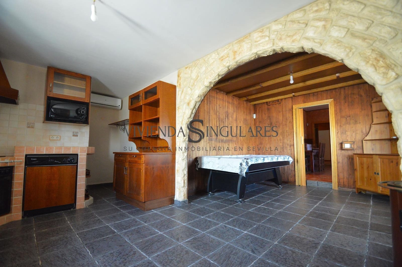 4 bedroom Villa for sale in Carmona with pool - € 348,000 (Ref: 10111971)