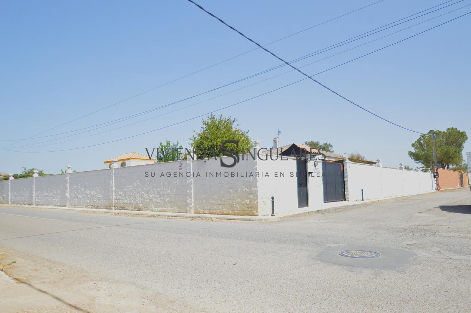 4 bedroom Villa for sale in Carmona with pool - € 348,000 (Ref: 10111971)