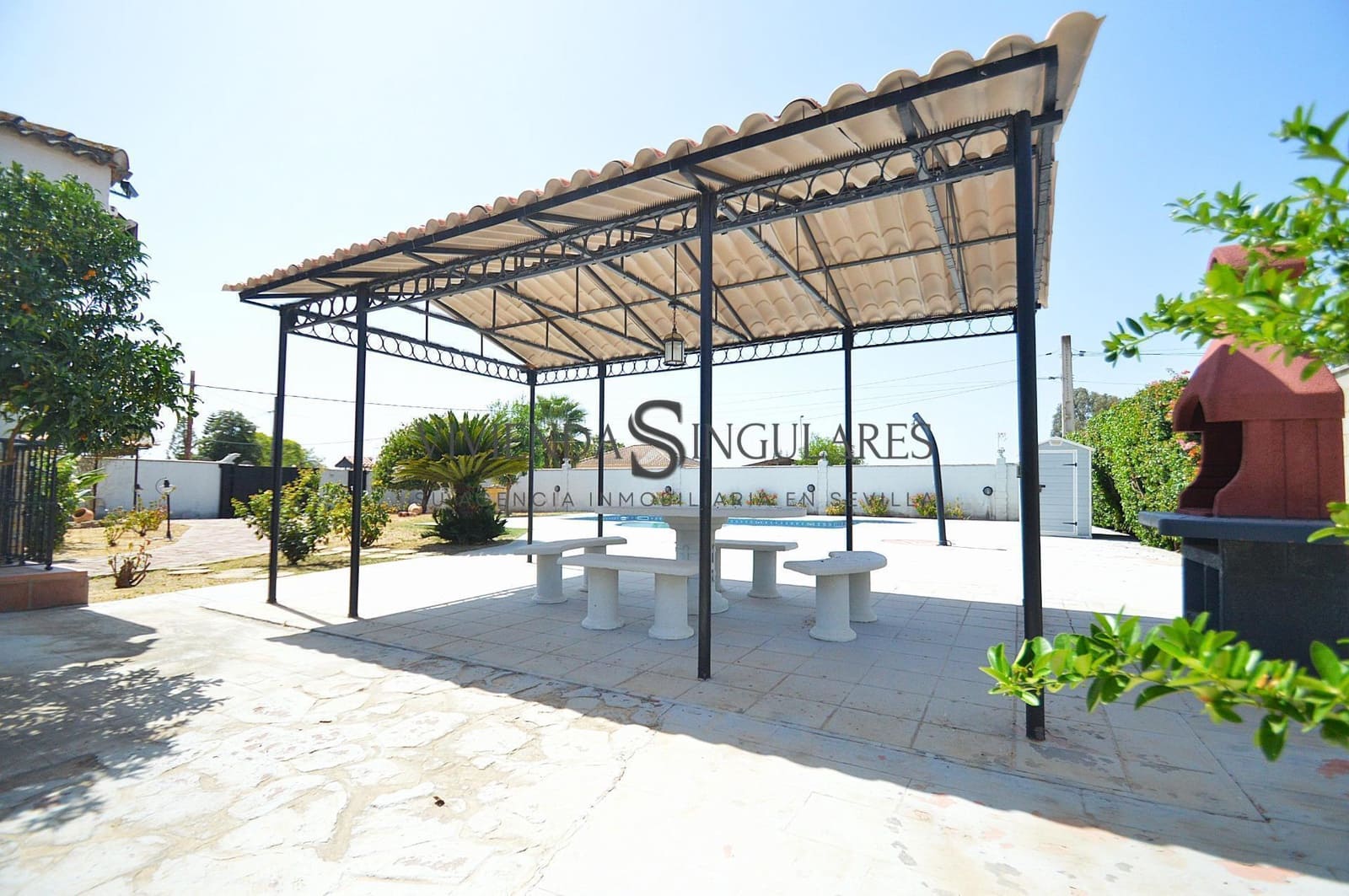 4 bedroom Villa for sale in Carmona with pool - € 348,000 (Ref: 10111971)