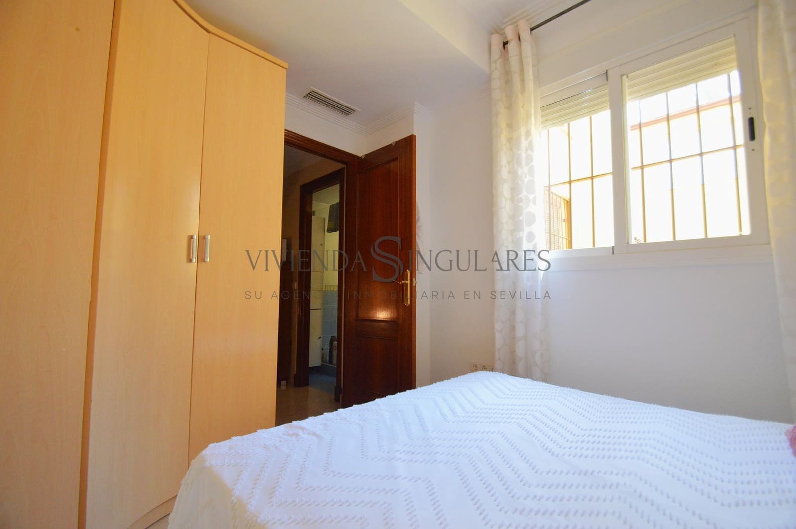 4 bedroom Terraced Villa for sale in Alcala de Guadaira with garage - € 289,900 (Ref: 10111972)