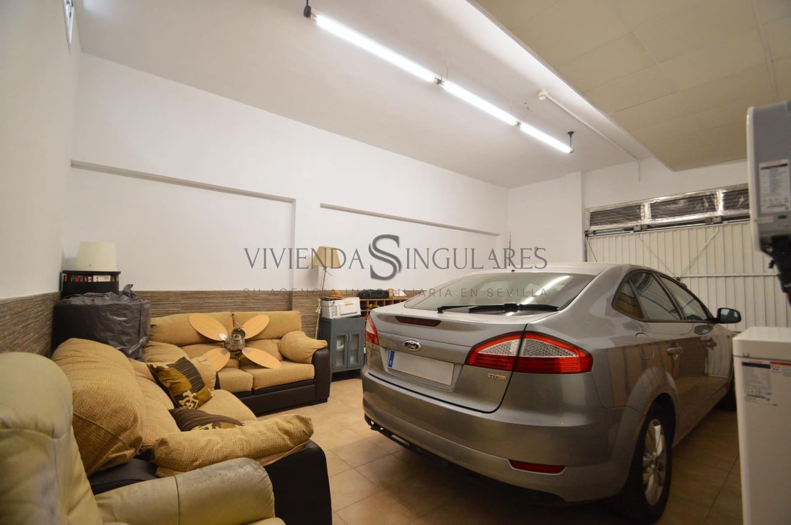 4 bedroom Terraced Villa for sale in Alcala de Guadaira with garage - € 289,900 (Ref: 10111972)