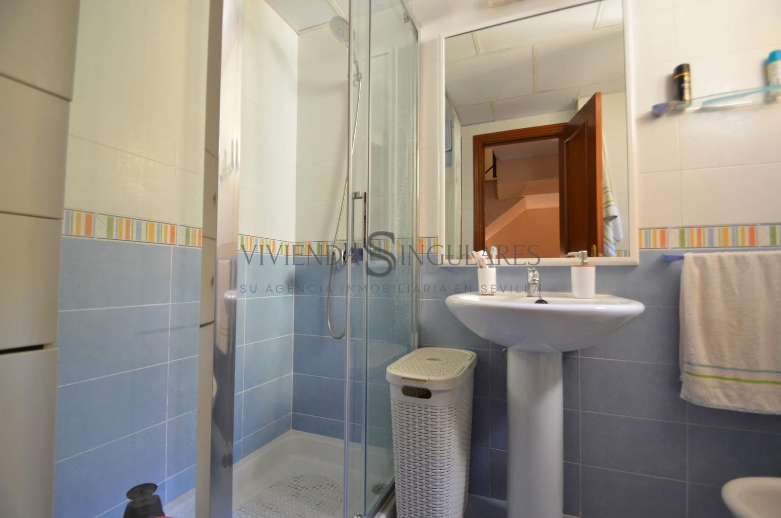 4 bedroom Terraced Villa for sale in Alcala de Guadaira with garage - € 289,900 (Ref: 10111972)