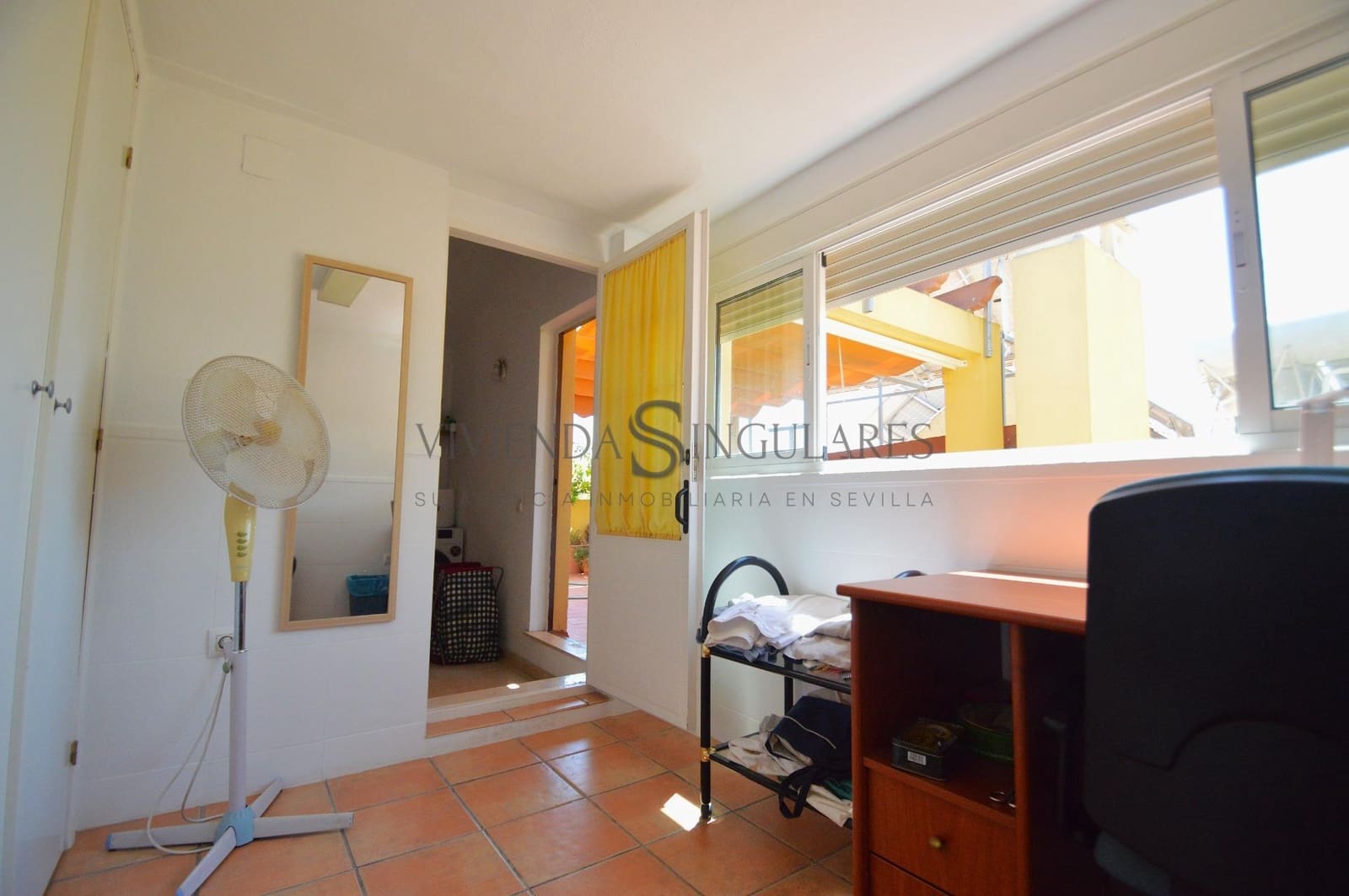 4 bedroom Terraced Villa for sale in Alcala de Guadaira with garage - € 289,900 (Ref: 10111972)
