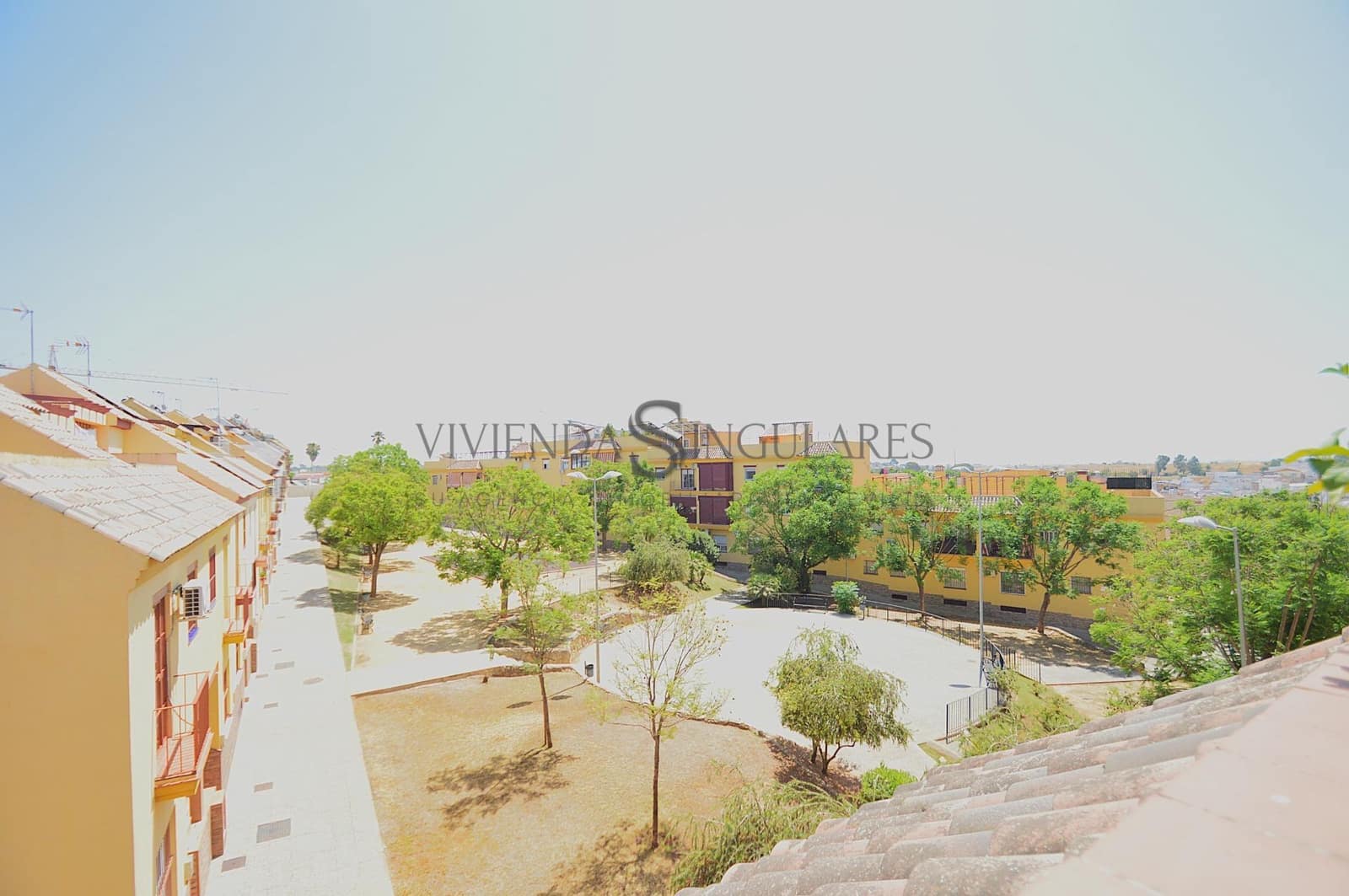 4 bedroom Terraced Villa for sale in Alcala de Guadaira with garage - € 289,900 (Ref: 10111972)