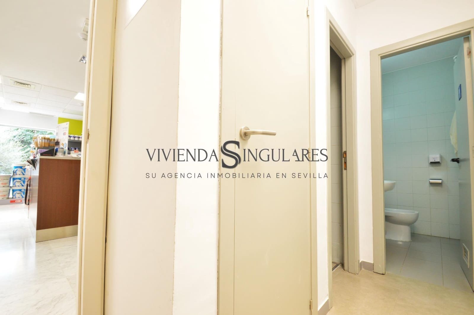 Commercial for sale in Seville city - € 299,000 (Ref: 10111973)