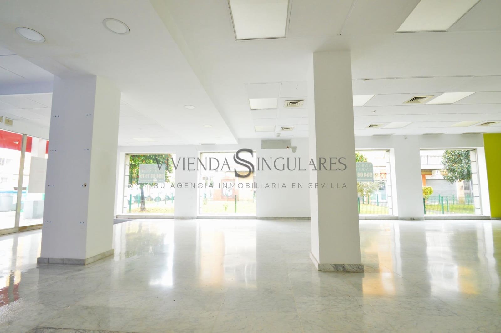 Commercial for sale in Seville city - € 299,000 (Ref: 10111973)