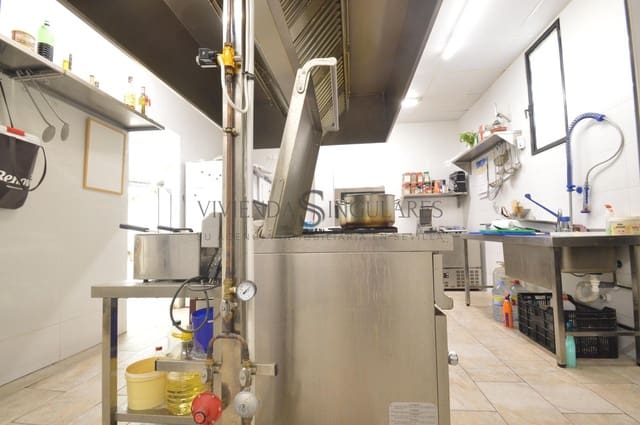 Commercieel te huur in Sevilla stad - € 450 (Ref: 10111974)