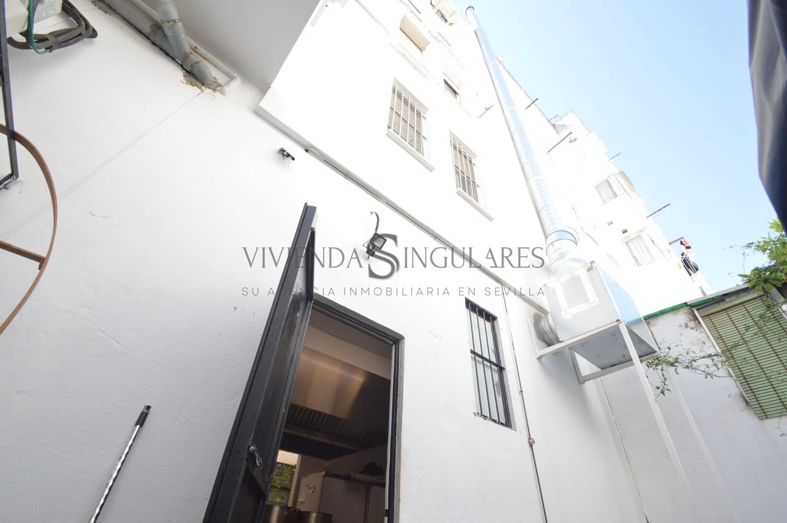 Commercieel te huur in Sevilla stad - € 450 (Ref: 10111974)