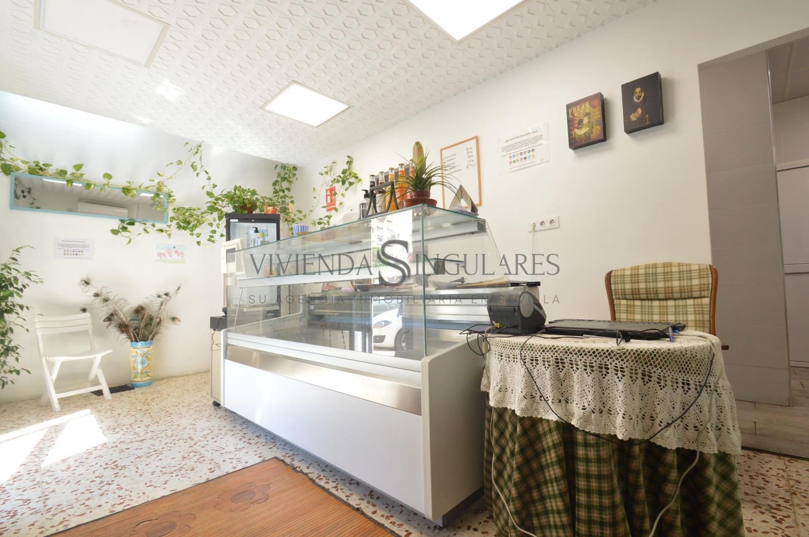 Commercieel te huur in Sevilla stad - € 450 (Ref: 10111974)