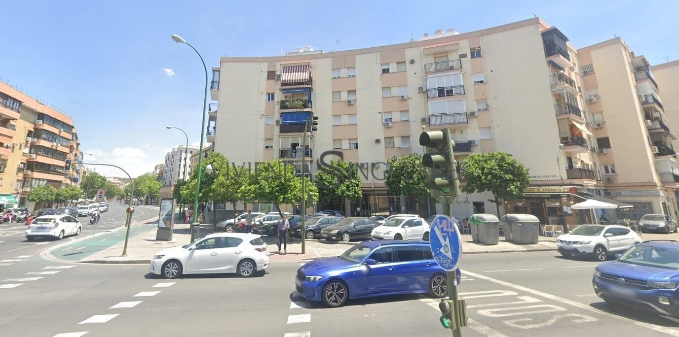 Commercieel te huur in Sevilla stad - € 1.400 (Ref: 10111977)