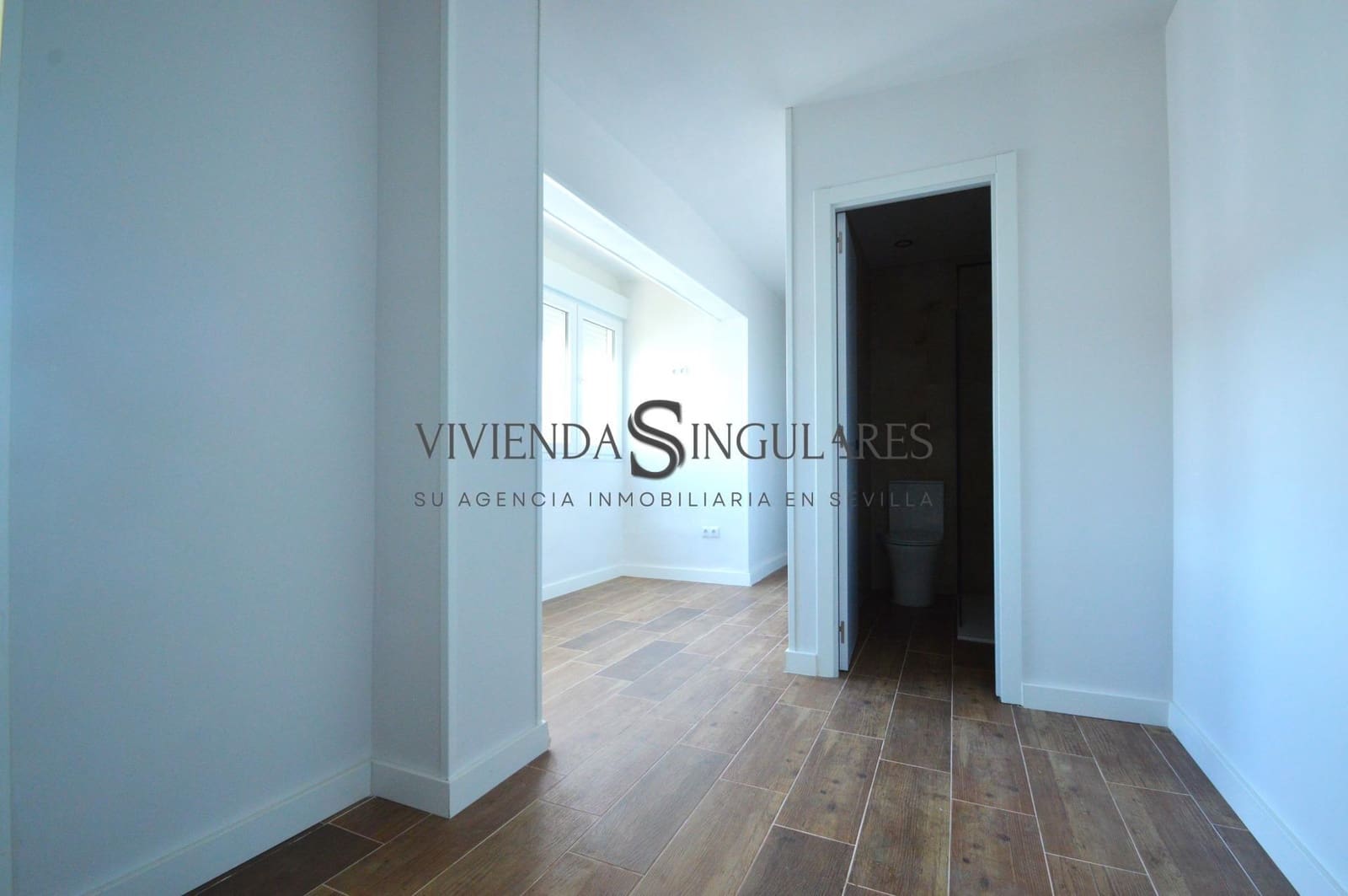 2 sovrum Lägenhet till salu i Sevilla stad - 205 000 € (Ref: 10111980)
