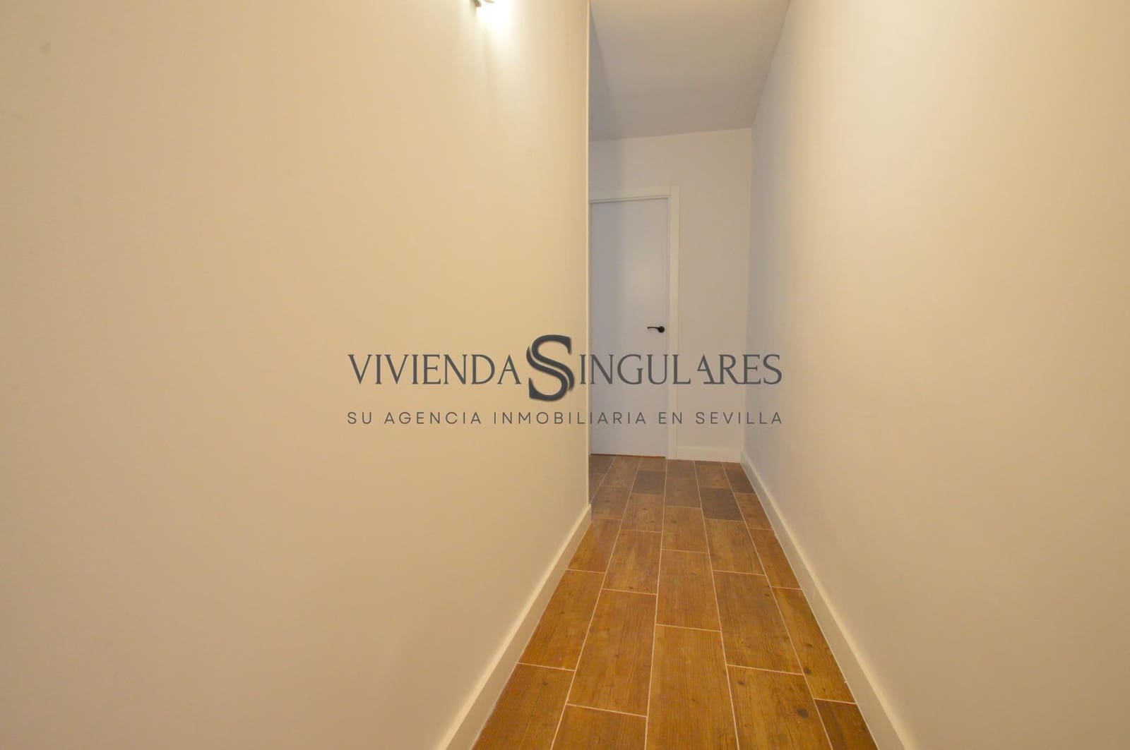 2 sovrum Lägenhet till salu i Sevilla stad - 205 000 € (Ref: 10111980)