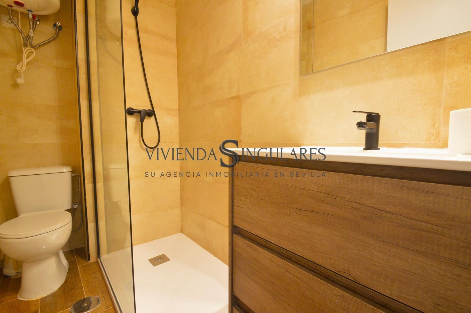 2 sovrum Lägenhet till salu i Sevilla stad - 205 000 € (Ref: 10111980)