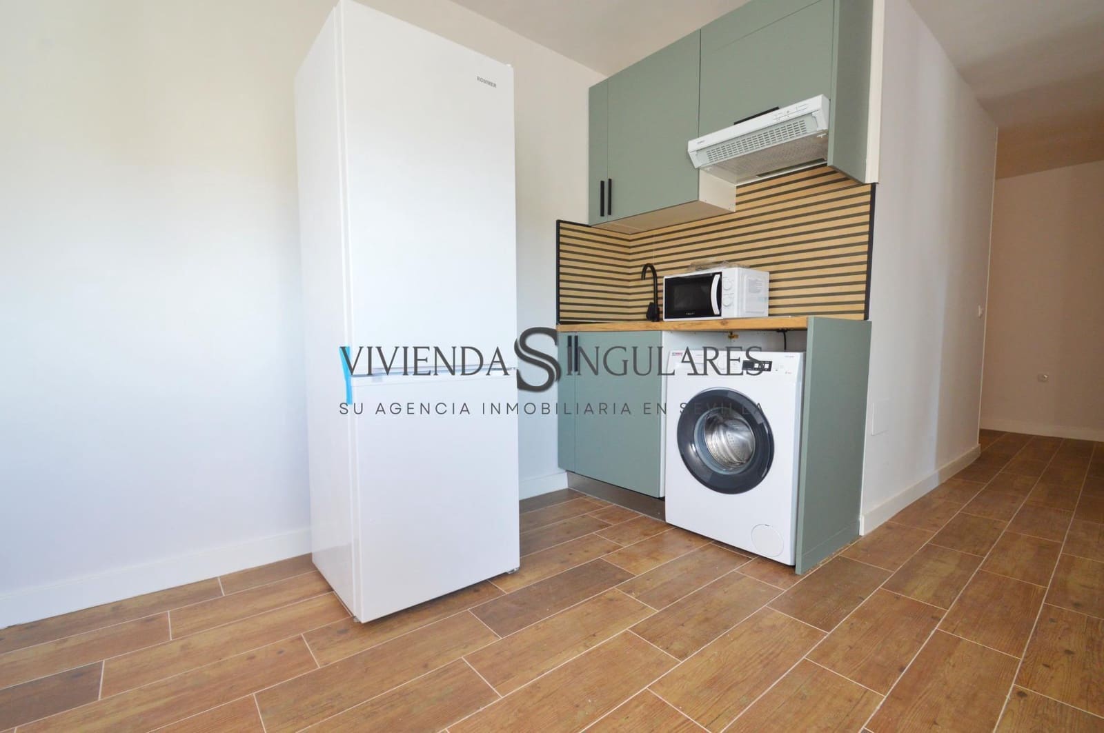 2 sovrum Lägenhet till salu i Sevilla stad - 205 000 € (Ref: 10111980)