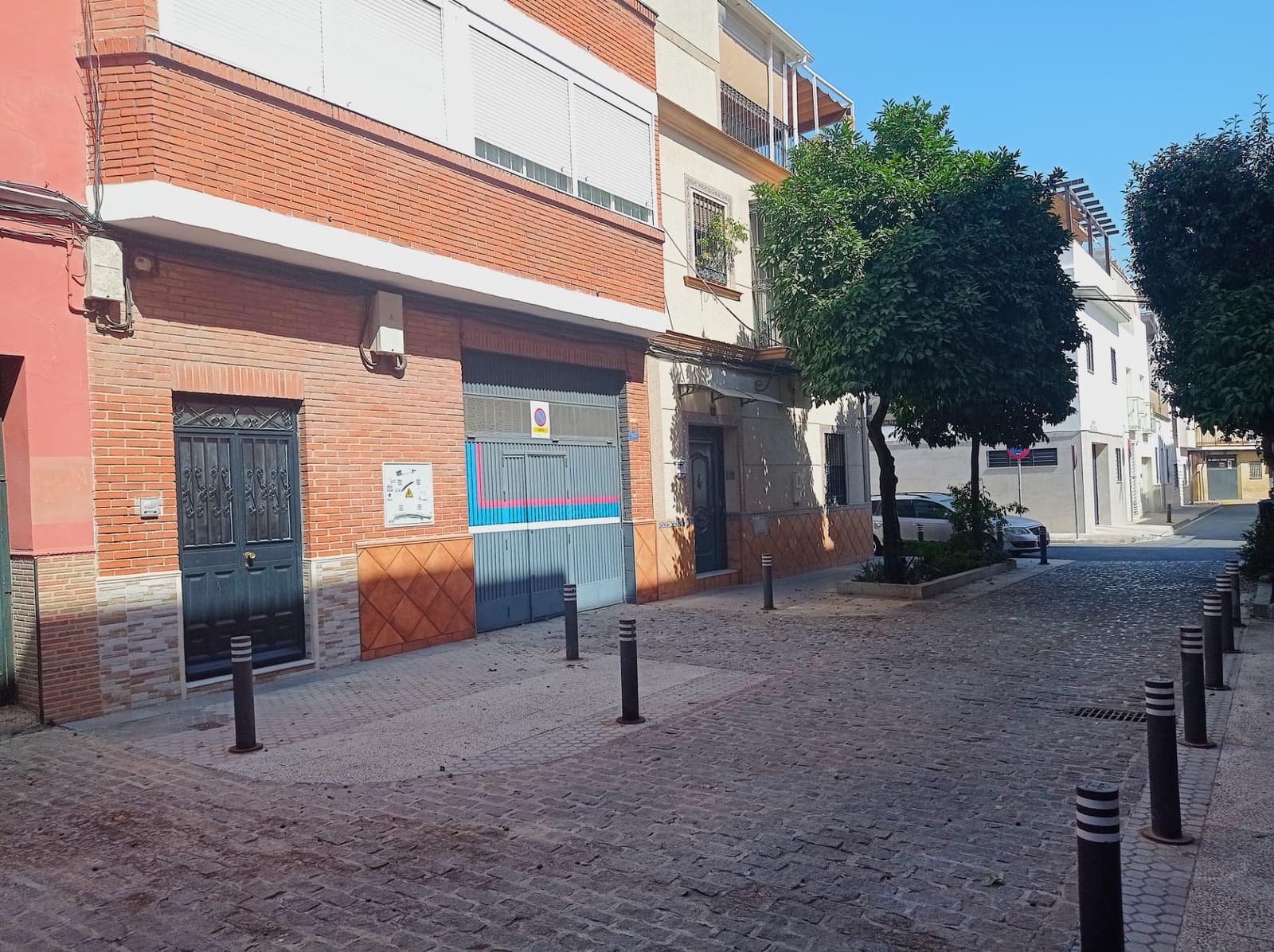 Commercieel te huur in Sevilla stad - € 1.400 (Ref: 10111984)