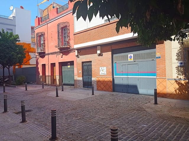 Commercieel te huur in Sevilla stad - € 1.400 (Ref: 10111984)