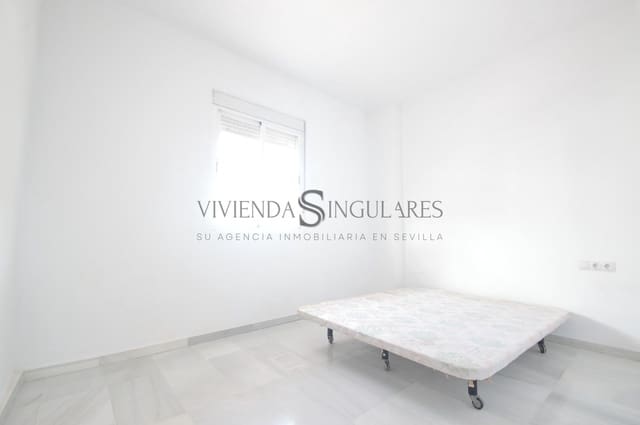 4 sovrum Lägenhet till salu i Sevilla stad med pool - 294 000 € (Ref: 10111985)