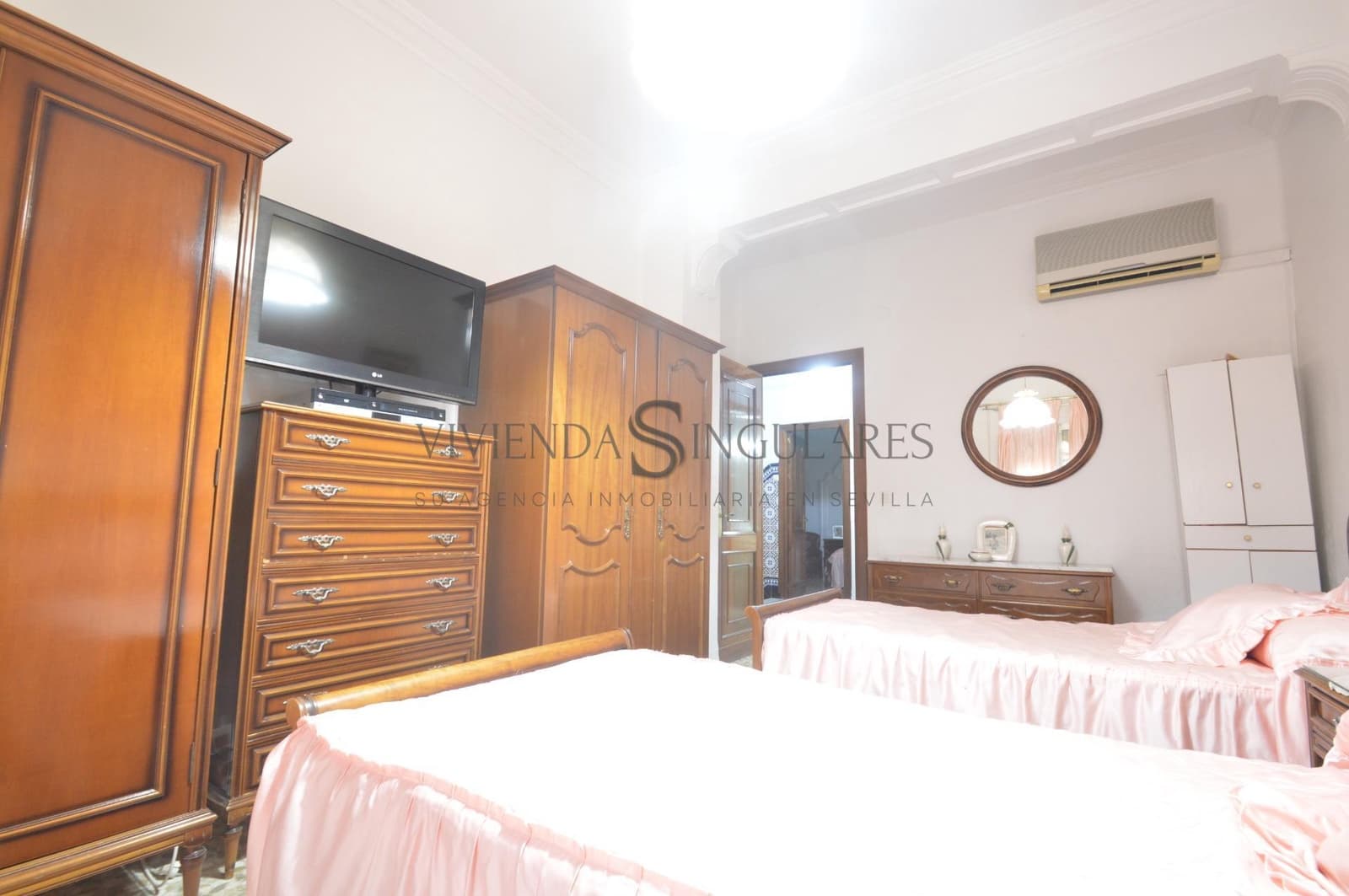 Casa de 5 habitaciones en Sevilla ciudad en venta - 818.000 € (Ref: 10111988)