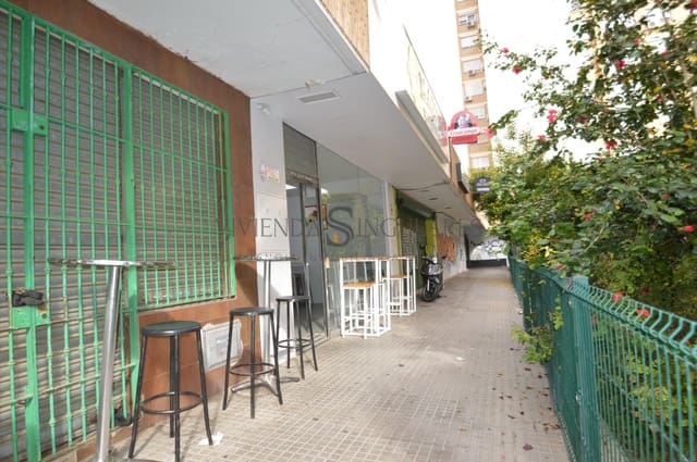 Erhverv til salg i Sevilla by - € 136.000 (Ref: 10111989)