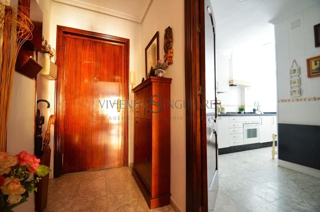 4 camera da letto Appartamento in vendita in Siviglia città con garage - 480.000 € (Rif: 10139763)