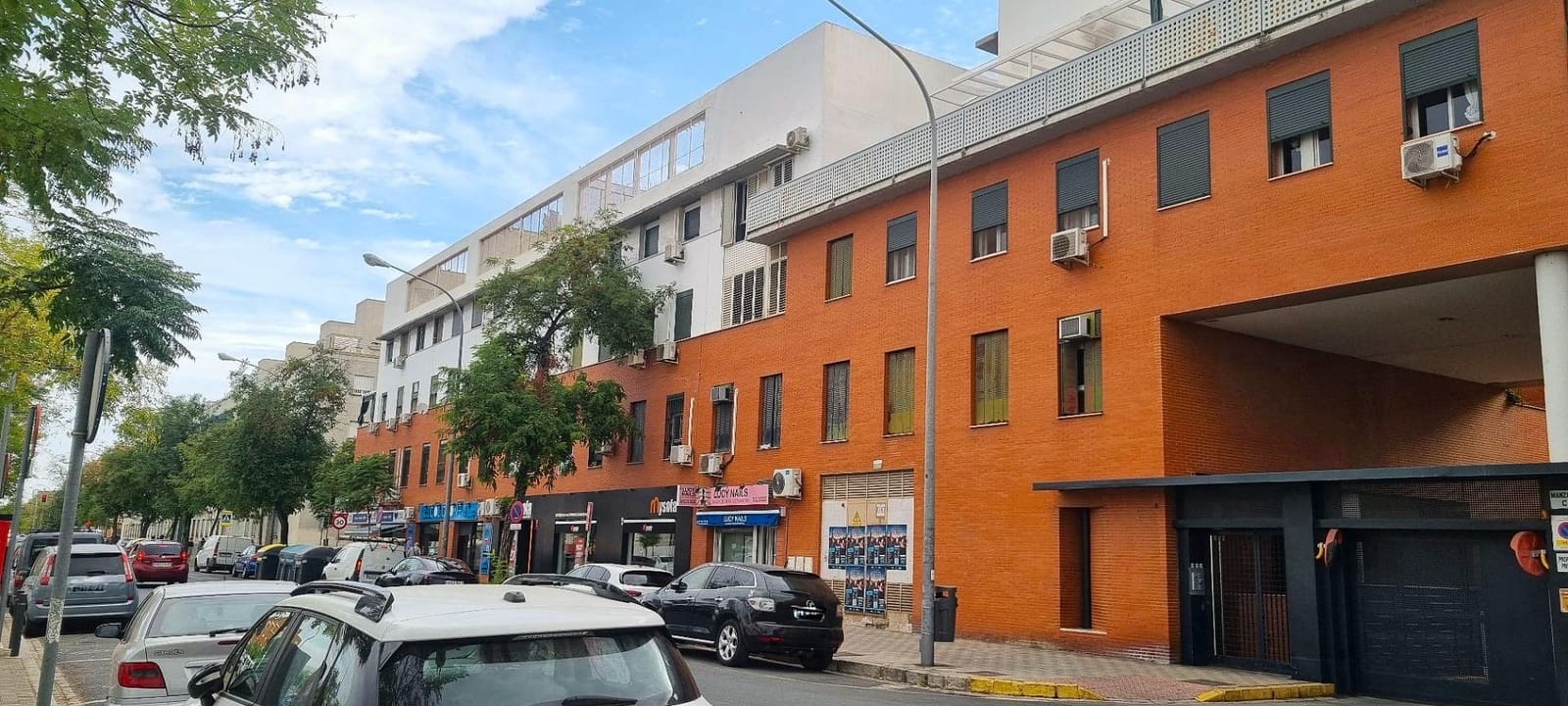 3 soveværelse Lejlighed til salg i Sevilla by med garage - € 245.500 (Ref: 10139764)