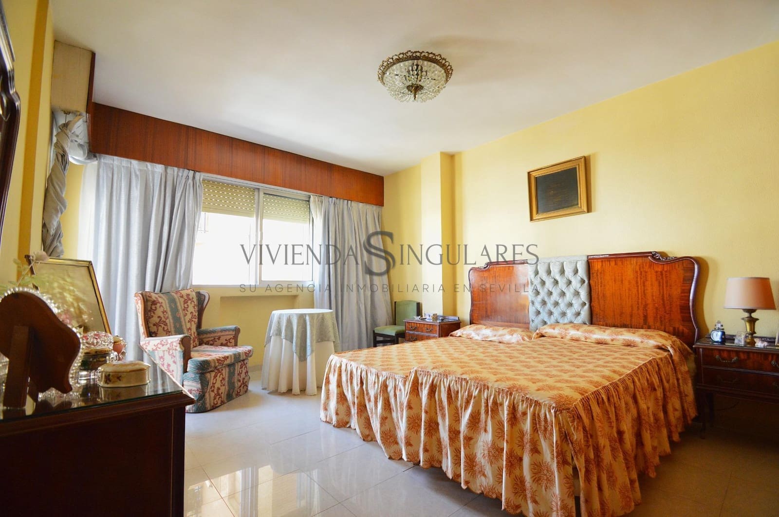 5 soveværelse Lejlighed til salg i Sevilla by med garage - € 729.000 (Ref: 10155320)