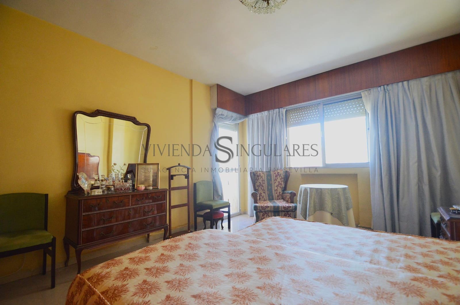 5 soveværelse Lejlighed til salg i Sevilla by med garage - € 729.000 (Ref: 10155320)