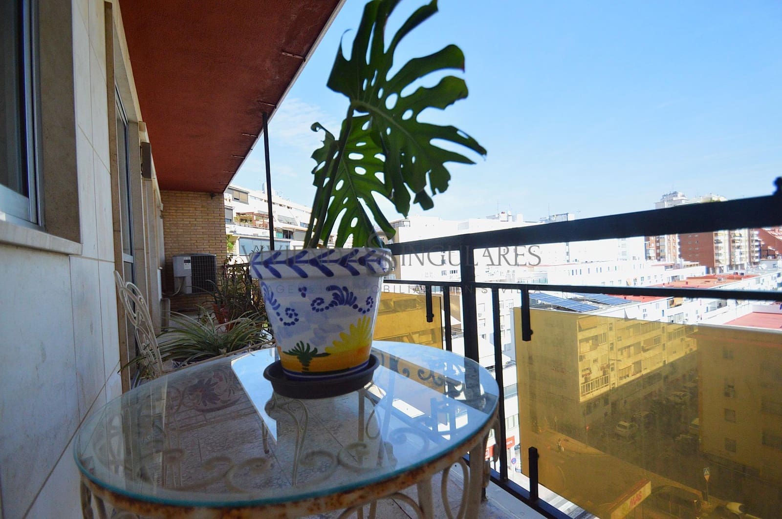5 soveværelse Lejlighed til salg i Sevilla by med garage - € 729.000 (Ref: 10155320)