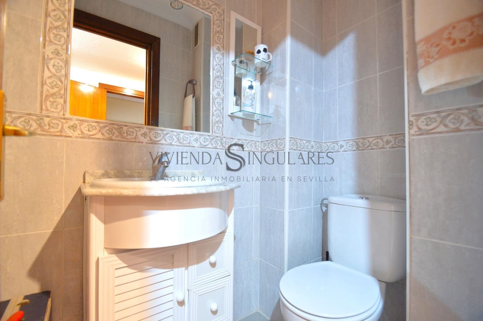 5 soveværelse Lejlighed til salg i Sevilla by med garage - € 729.000 (Ref: 10155320)