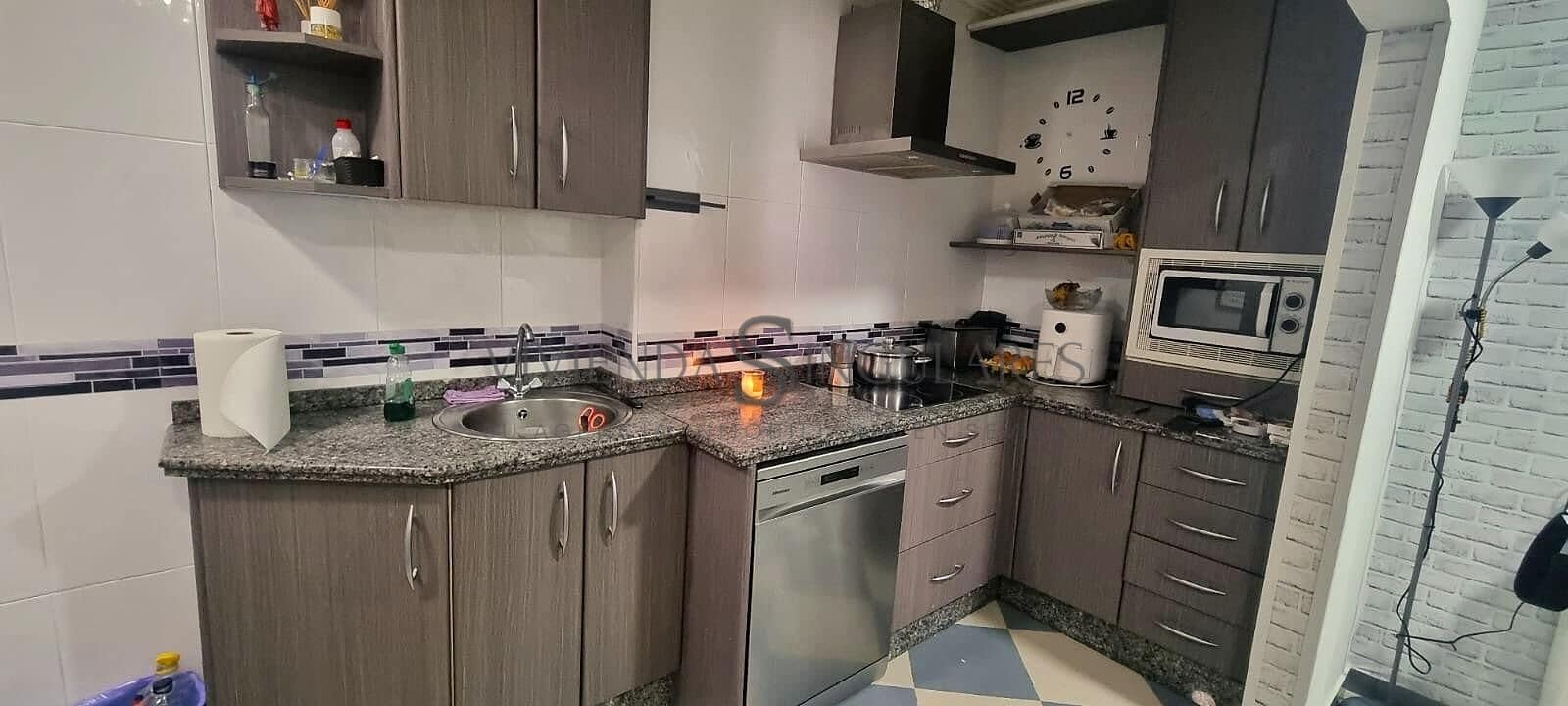 5 soveværelse Byhus til salg i Sevilla by - € 165.000 (Ref: 10159764)