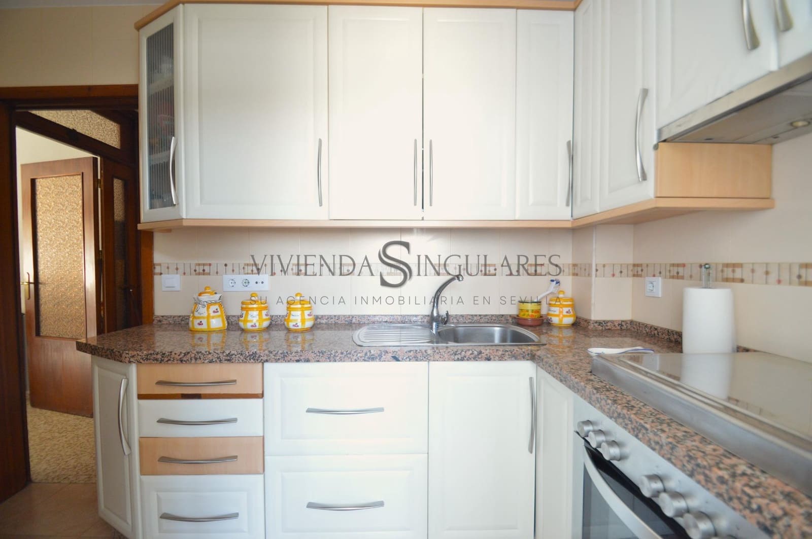 3 bedroom Flat for rent in Seville city - € 1,000 (Ref: 10166724)