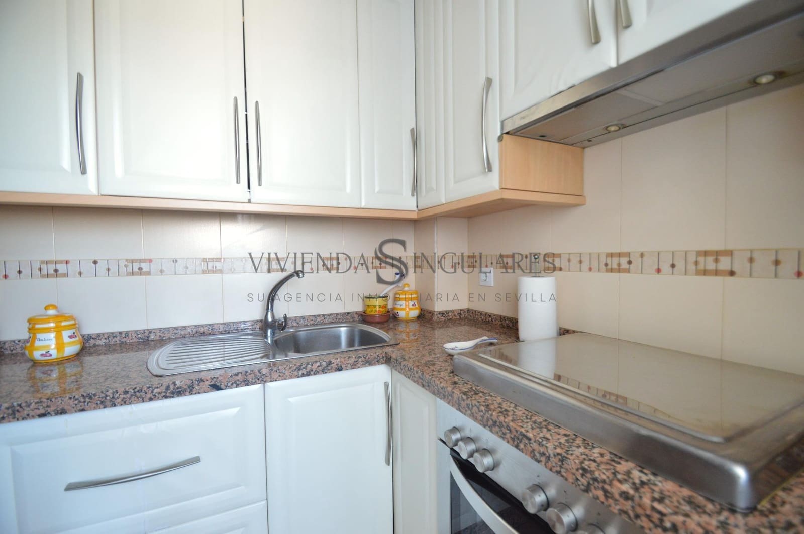 3 bedroom Flat for rent in Seville city - € 1,000 (Ref: 10166724)